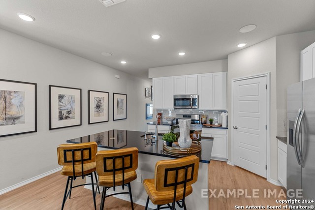 Image 14 of 36 For 2507 Pink Pearl Dr.