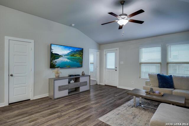 Image 3 of 25 For 6910 Shiraz Way