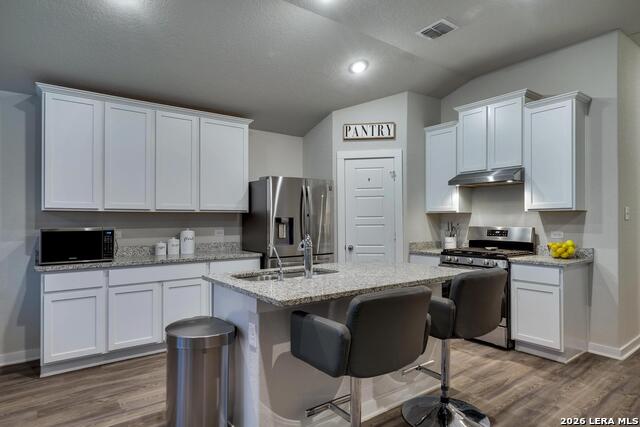 Image 6 of 25 For 6910 Shiraz Way