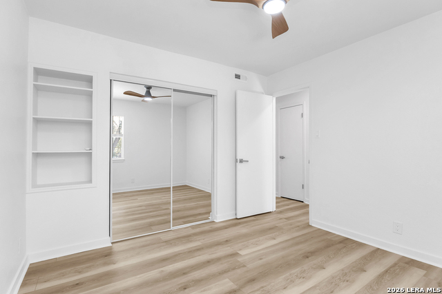 Image 19 of 24 For 5618 Timber Rail