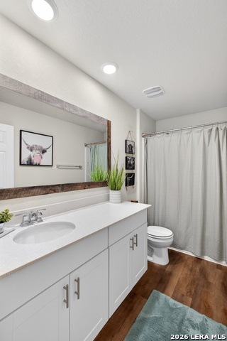 Image 32 of 45 For 13740 Redtail Landing