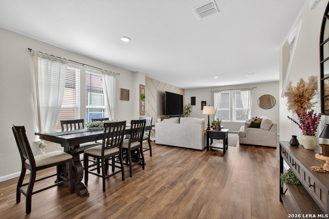 Image 8 of 45 For 13740 Redtail Landing