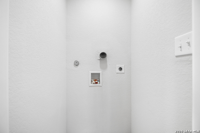 Image 19 of 40 For 7356 Misty Ridge # 13 & 14