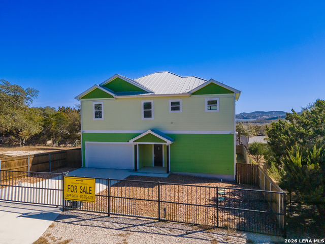 Image 2 of 62 For 1385 Riviera