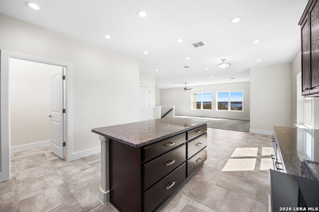 Image 31 of 62 For 1385 Riviera