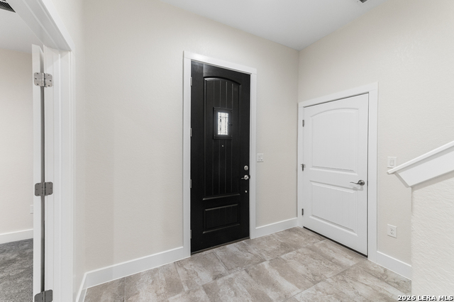 Image 4 of 62 For 1385 Riviera