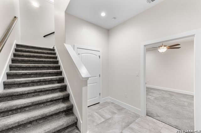 Image 5 of 62 For 1385 Riviera