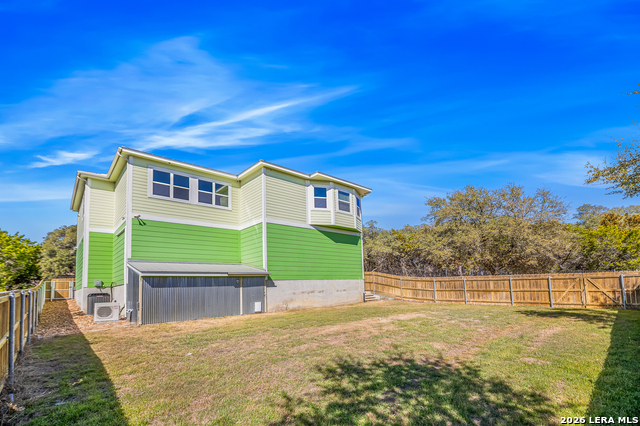 Image 53 of 62 For 1385 Riviera