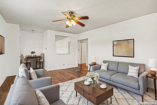 Image 5 of 29 For 2506 Mulberry