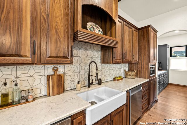 Image 12 of 110 For 120 Western Way