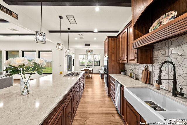 Image 15 of 110 For 120 Western Way