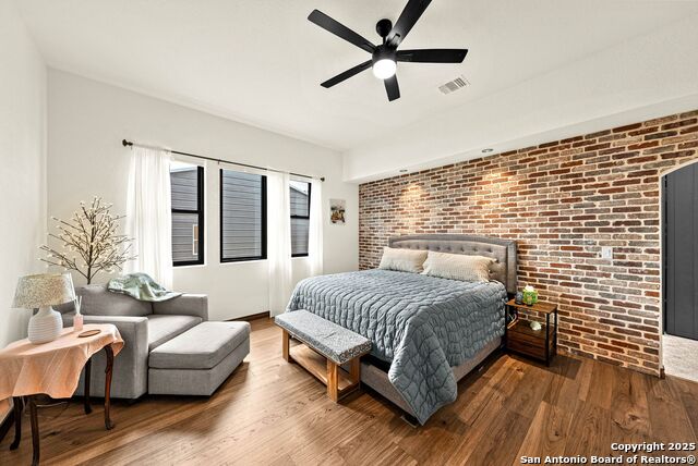 Image 18 of 110 For 120 Western Way