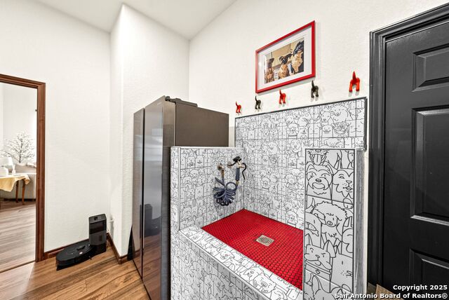 Image 28 of 110 For 120 Western Way