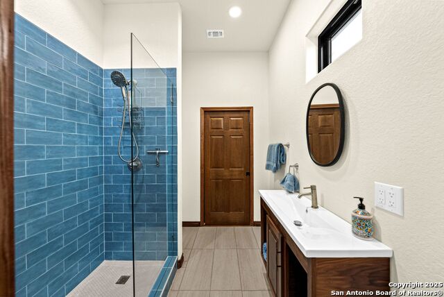 Image 39 of 110 For 120 Western Way