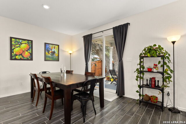 Image 11 of 26 For 175 Honey Oak