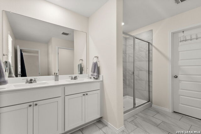 Image 18 of 26 For 175 Honey Oak