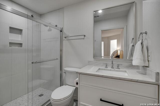 Image 16 of 46 For 772 Lakebreeze