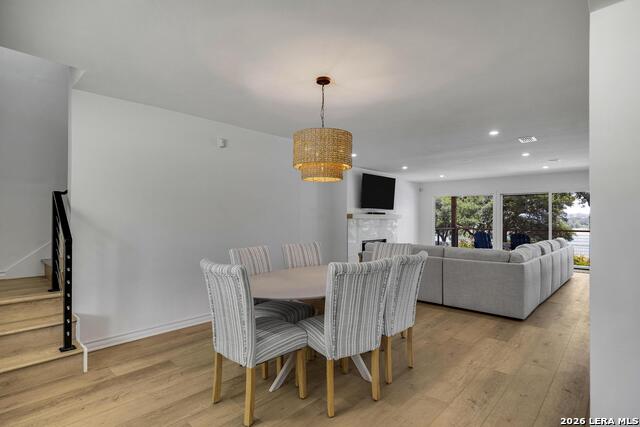 Image 4 of 46 For 772 Lakebreeze