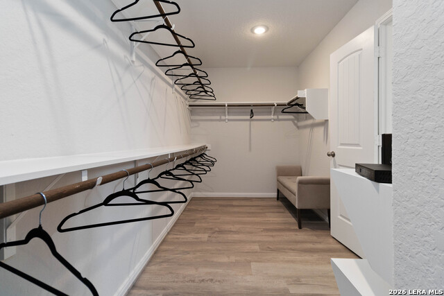 Image 20 of 38 For 8936 Hazel Birch