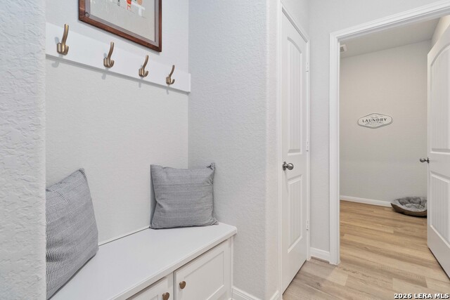 Image 21 of 38 For 8936 Hazel Birch