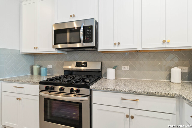 Image 5 of 38 For 8936 Hazel Birch