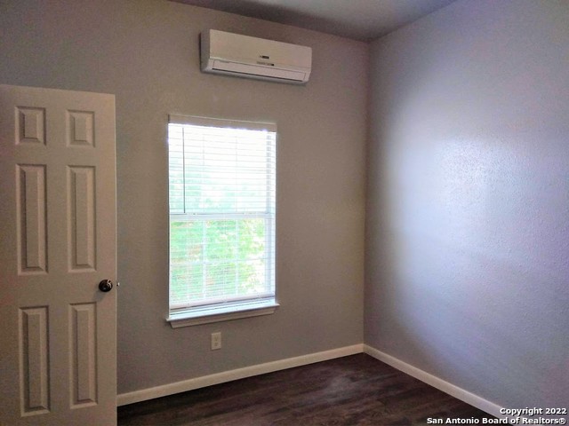 Image 14 of 14 For 710 Virginia Blvd