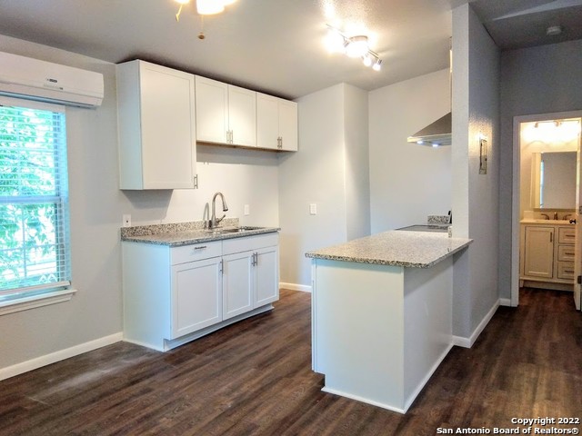 Image 5 of 14 For 710 Virginia Blvd