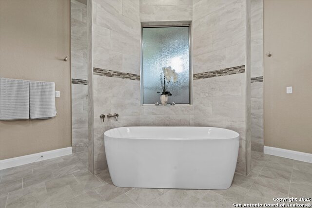 Image 30 of 68 For 1186 Via Principale