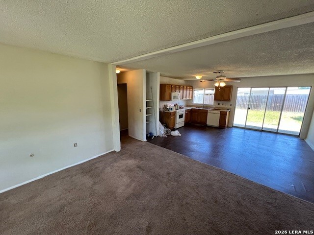 Image 4 of 11 For 5031 Lancelot