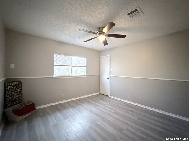 Image 27 of 37 For 9210 New Kenton