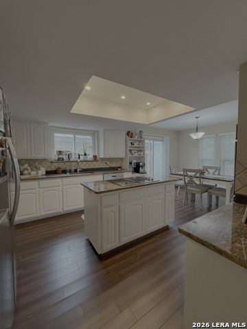 Image 11 of 22 For 2639 Country Square