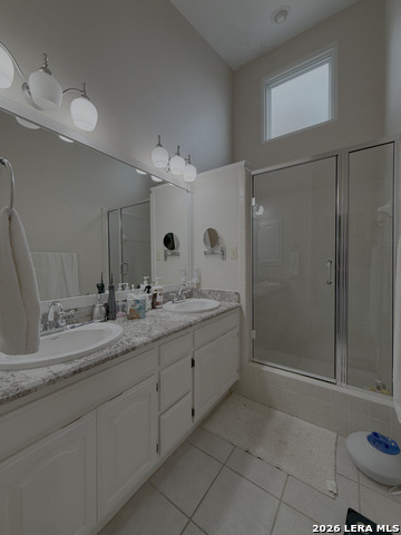 Image 19 of 22 For 2639 Country Square