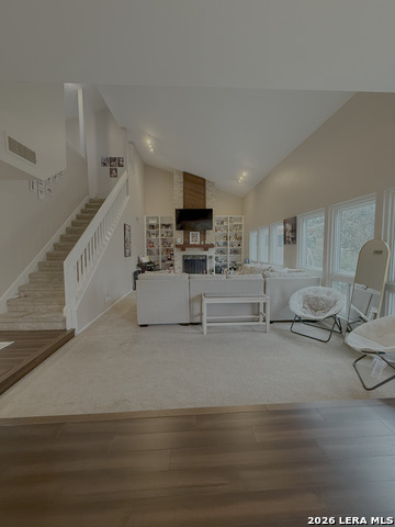 Image 4 of 22 For 2639 Country Square