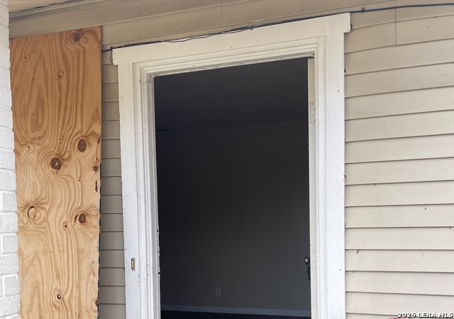 Image 2 of 13 For 5522 Calistoga