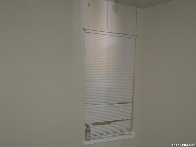 Image 6 of 13 For 5522 Calistoga