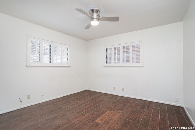 Image 11 of 15 For 7610 Meadow Green