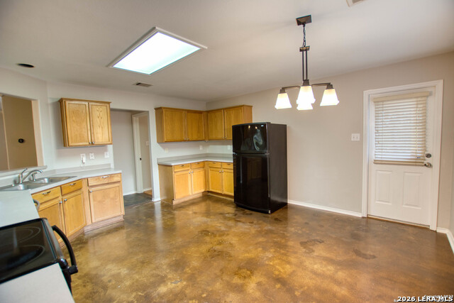 Image 7 of 24 For 7530 Acorn Bend