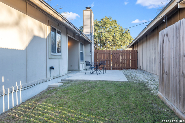 Image 20 of 22 For 12043 Stoney Xing