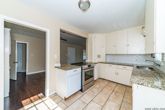 Image 11 of 27 For 418 Bailey  