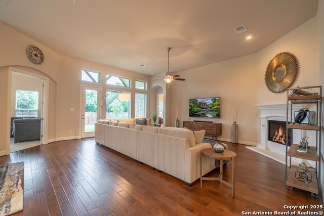 Image 14 of 27 For 11617 Cypress Barn