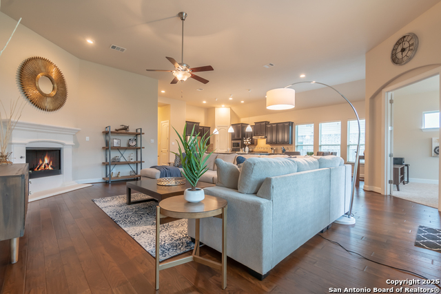 Image 15 of 27 For 11617 Cypress Barn