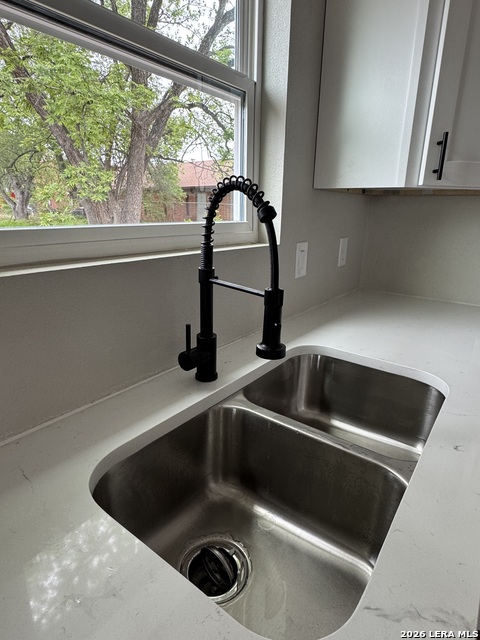 Image 12 of 16 For 114 Yuma  