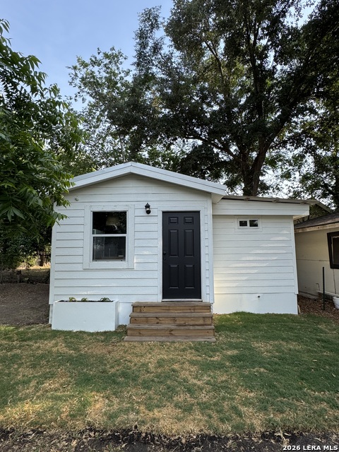 Image 16 of 16 For 114 Yuma  