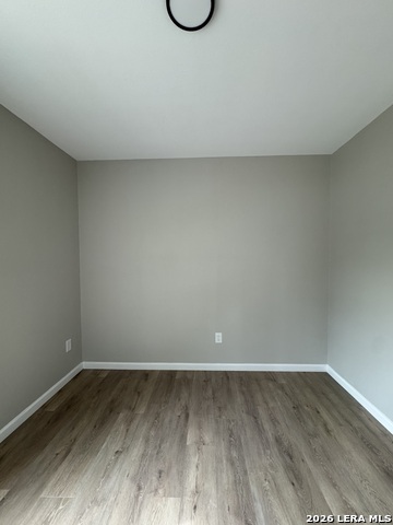 Image 8 of 16 For 114 Yuma  