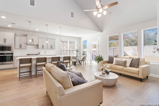 Image 11 of 46 For 315 Sonata Canyon