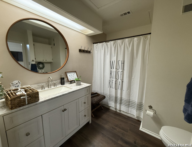 Image 10 of 16 For 11839 Parliament  2423