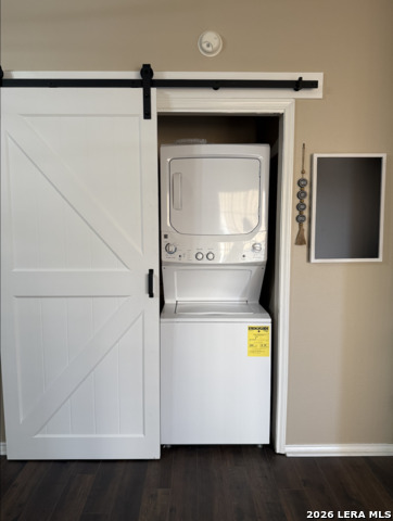 Image 12 of 16 For 11839 Parliament  2423