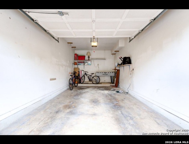 Image 15 of 16 For 11839 Parliament  2423