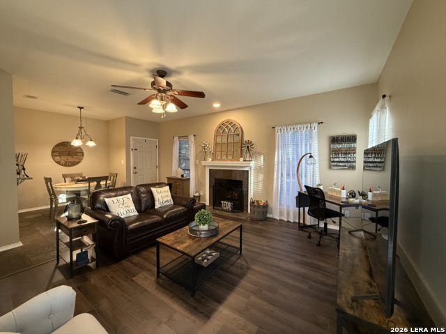 Image 4 of 16 For 11839 Parliament  2423