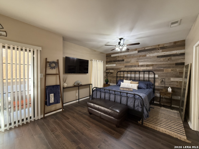 Image 8 of 16 For 11839 Parliament  2423